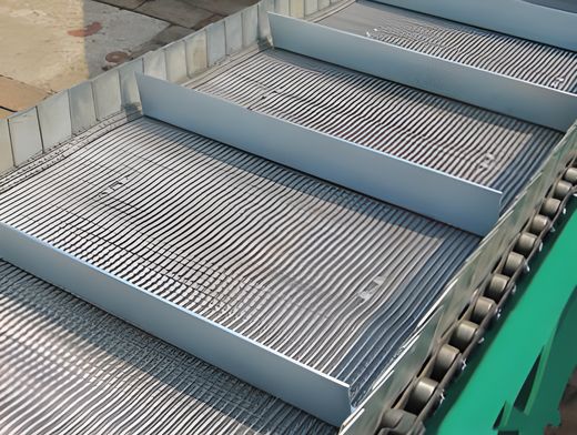 Compound weave conveyor belt with metal sheet sheets on the both edge and belt.